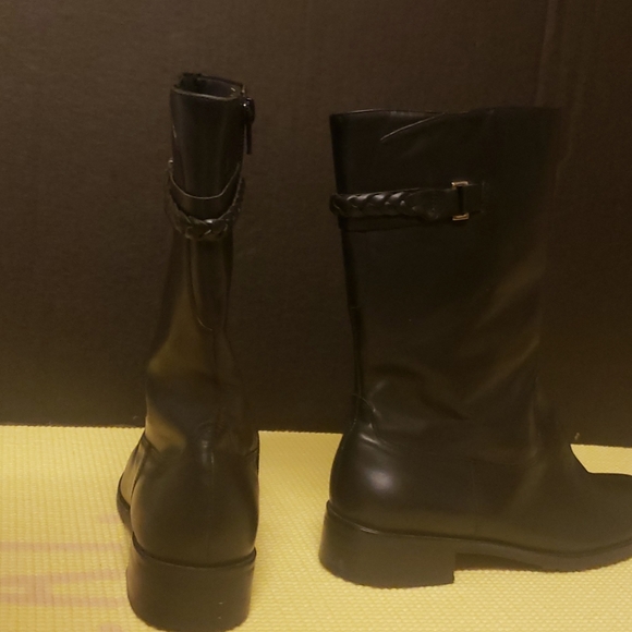 Boots - Picture 2 of 4